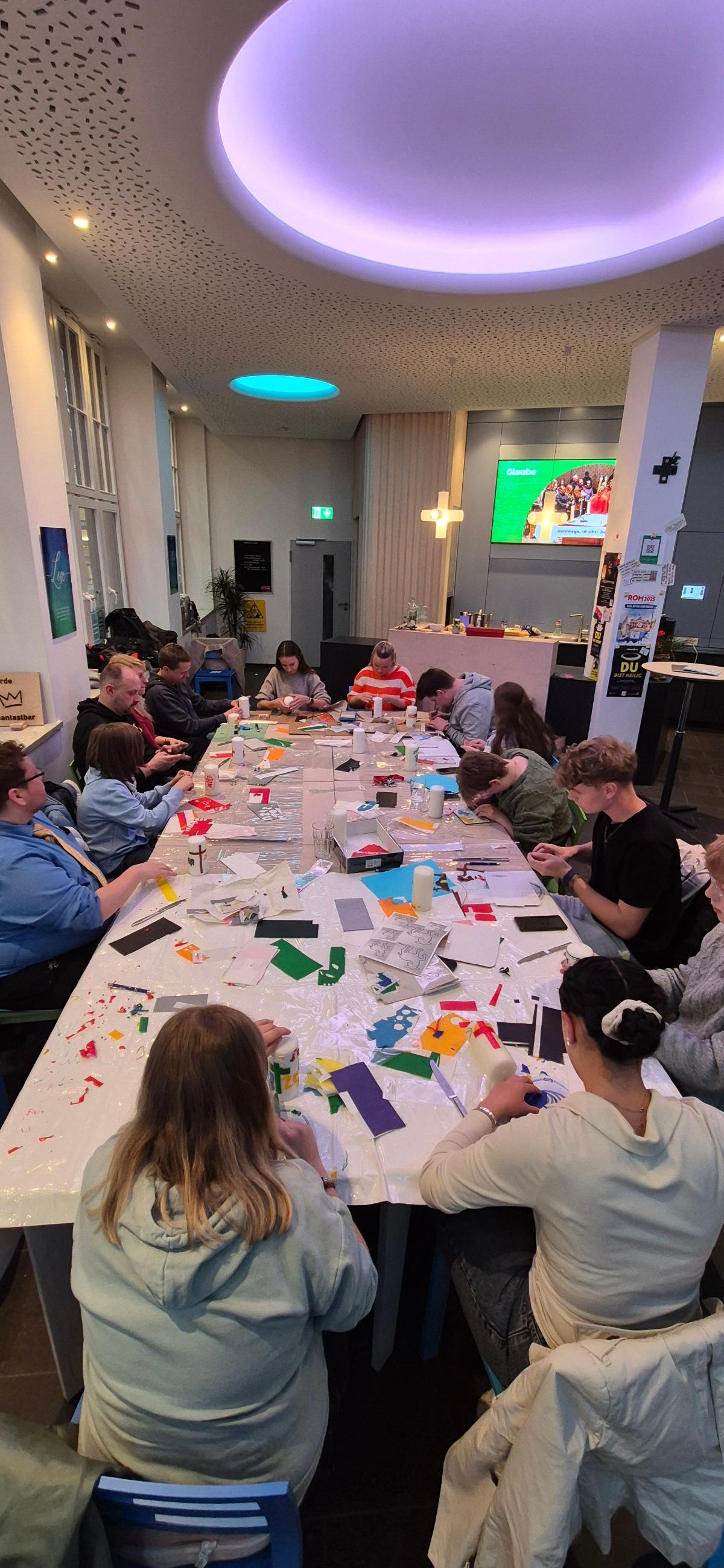 Kerzenbasteln im EKKO