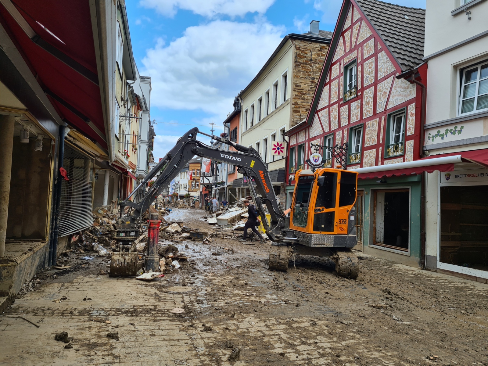Bonner Helfergruppe in Ahrweiler