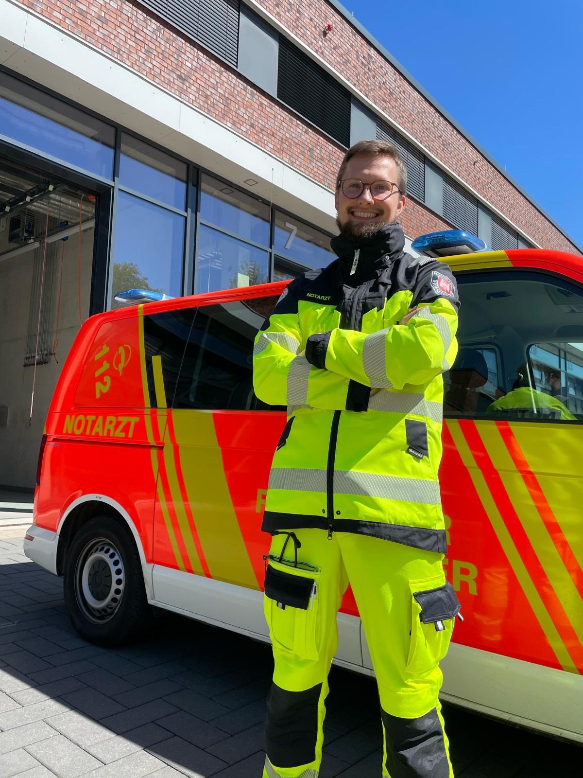 Julius Zimmermann im Einsatz Outfit (c) Julius Zimmermann Julius Zimmermann im Einsatz Outfit