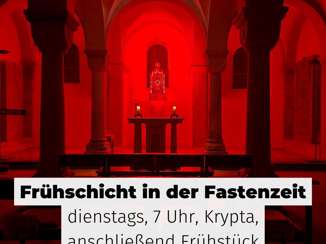 Gottesdienst in der Krypta des Bonner Münsters