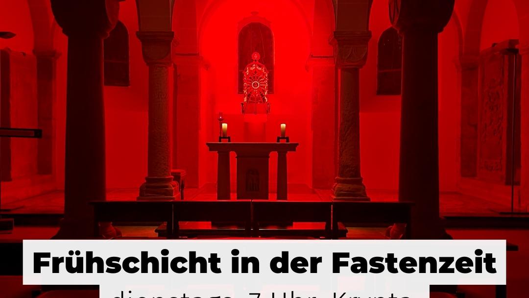 Gottesdienst in der Krypta des Bonner Münsters