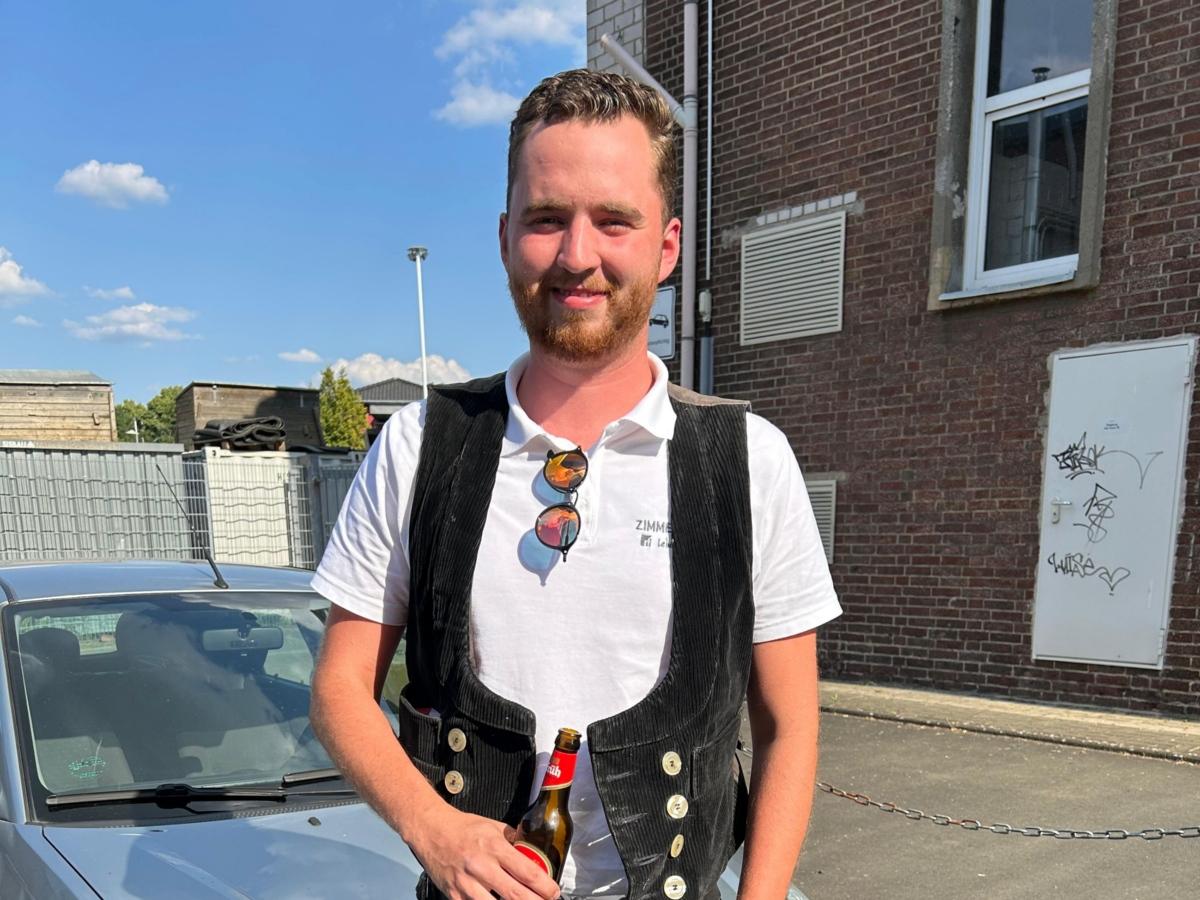 Auf ein Bier mit Konstantin, dem Zimmermann