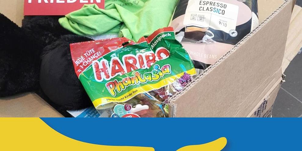 Karton mit Geschenken (c) Pfarrbriefservice.de Karton mit Geschenken