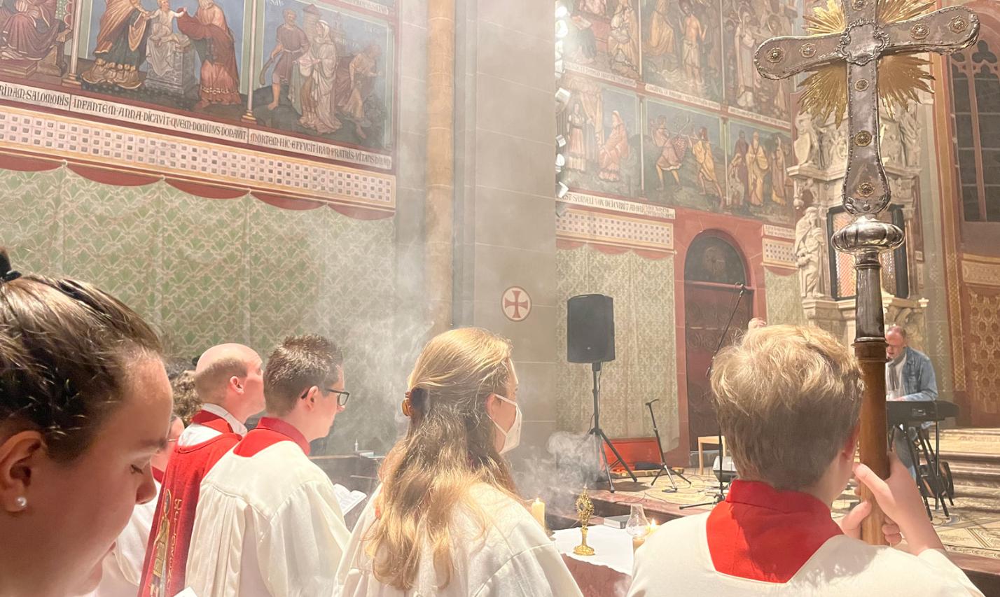 Gottesdienst im Bonner Münster