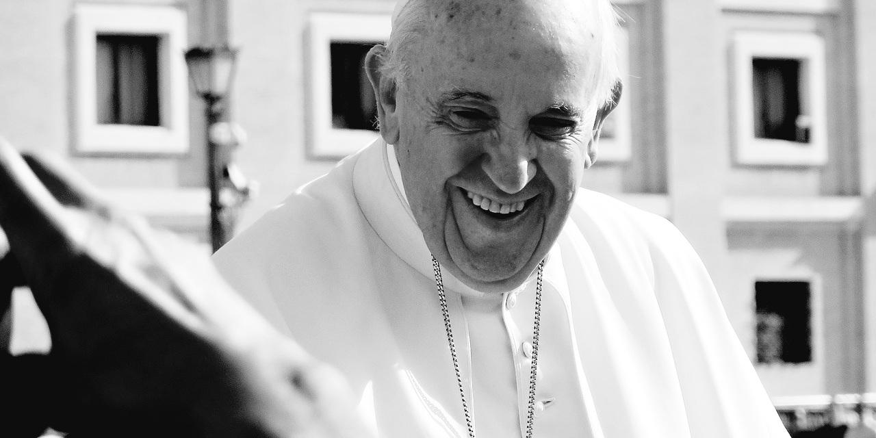 Papst Franziskus +