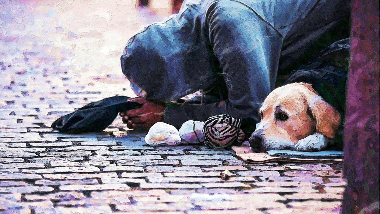 Wohnungsloser Mensch auf der Straße