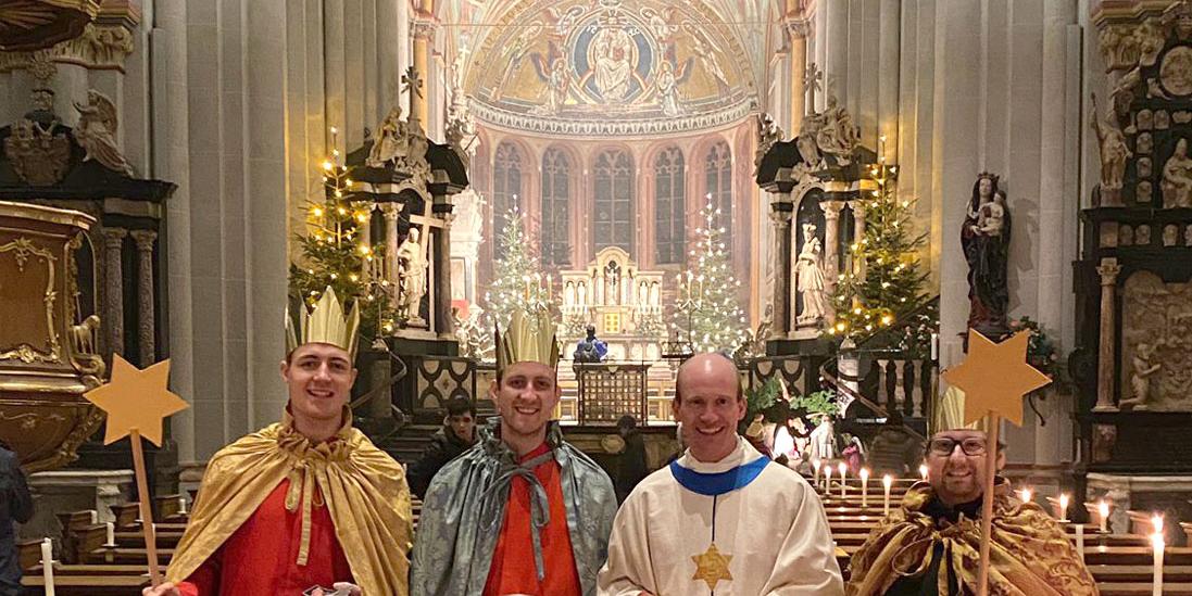 Sternsinger im Bonner Münster