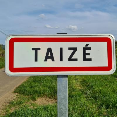 Ortsschild Taizé