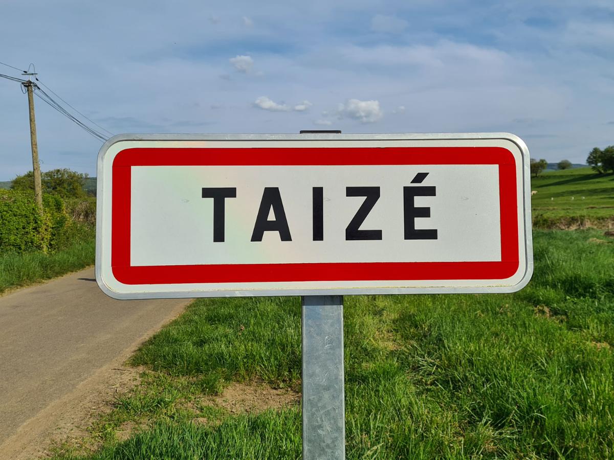 Ortsschild Taizé